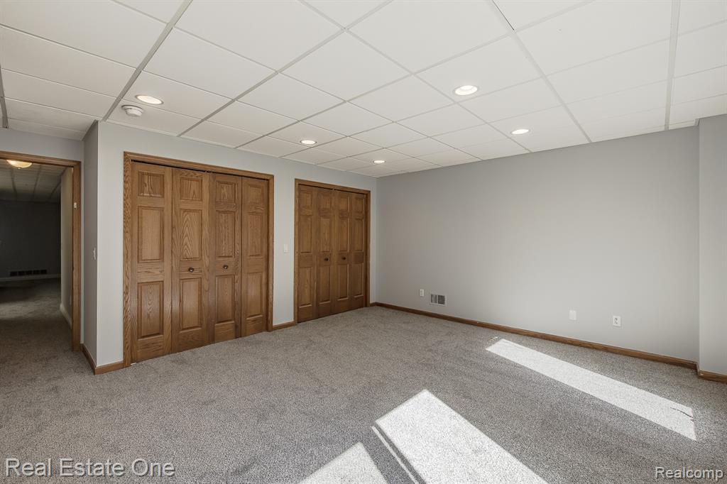 5690 White Lake Road, Clarkston, MI — Photo 59