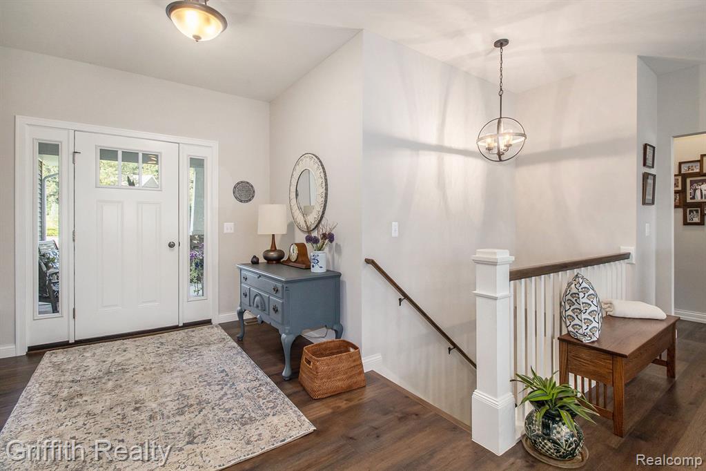 8285 MEADOW CREEK Lane, Pinckney, MI 48169 — Photo 4