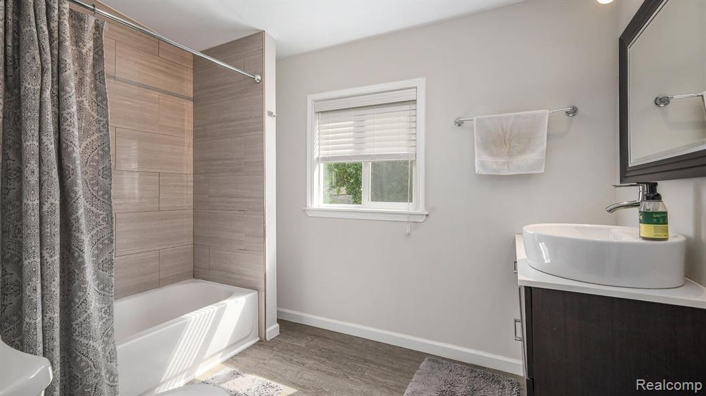 810 N GAINSBOROUGH Avenue, Royal Oak, MI 48067 — Photo 21