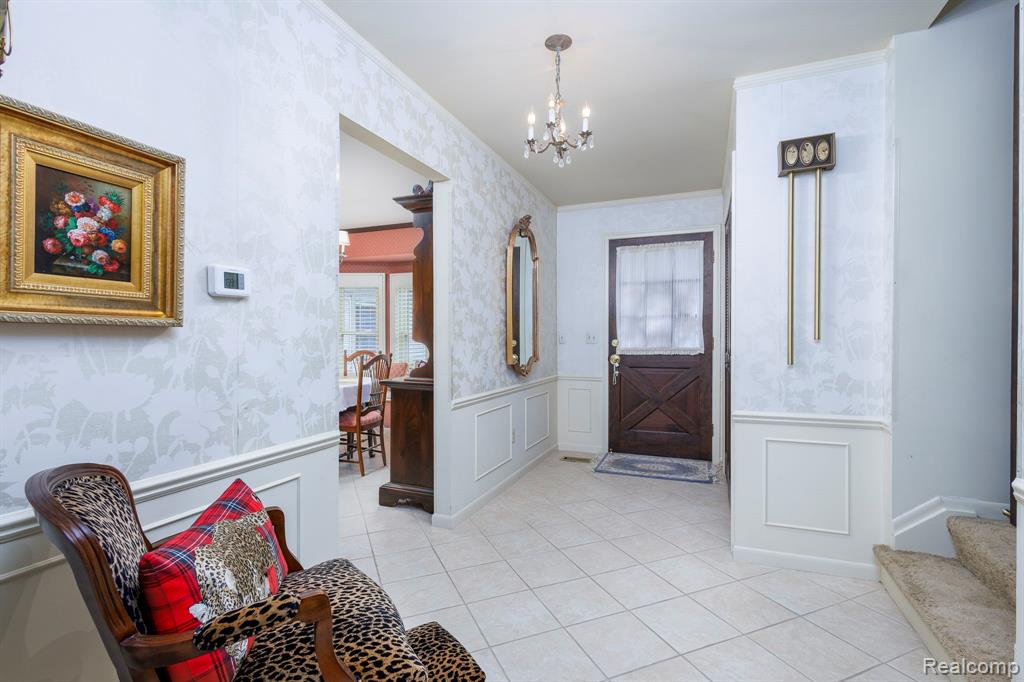 830 Croydon Road, Rochester Hills, MI 48309 — Photo 21