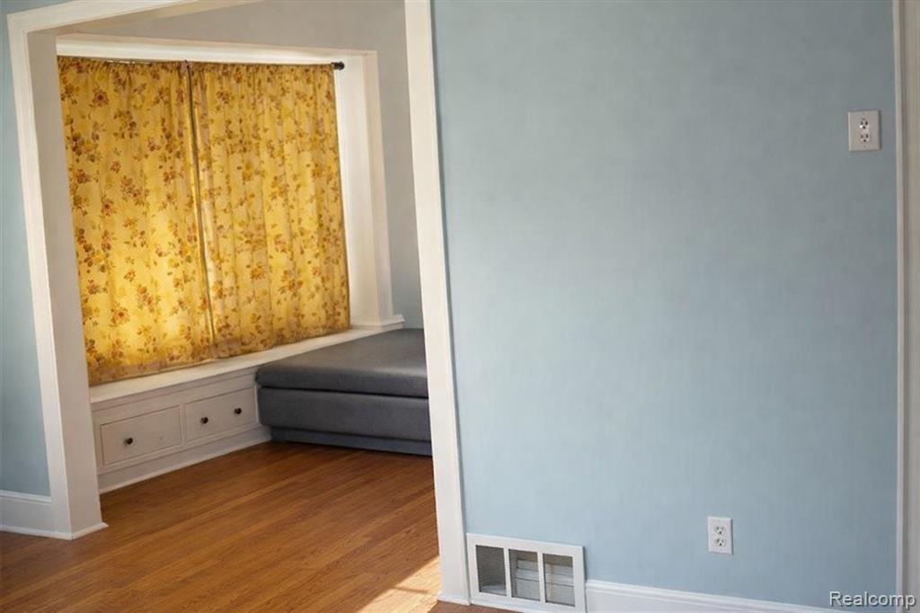 51 Henderson Street, Pontiac, MI 48341 — Photo 10