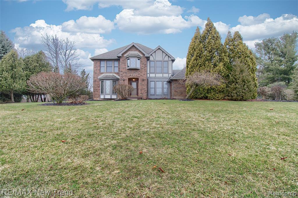 7252 STEEPLECHASE Drive, Saline, MI 48176