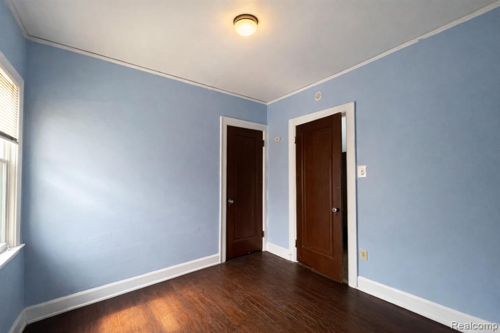 884 Beaconsfield Avenue, Grosse Pointe, MI 48230 — Photo 11