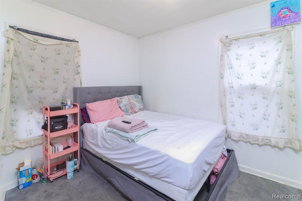 9409 SORRENTO Street, Detroit, MI 48228 — Photo 4