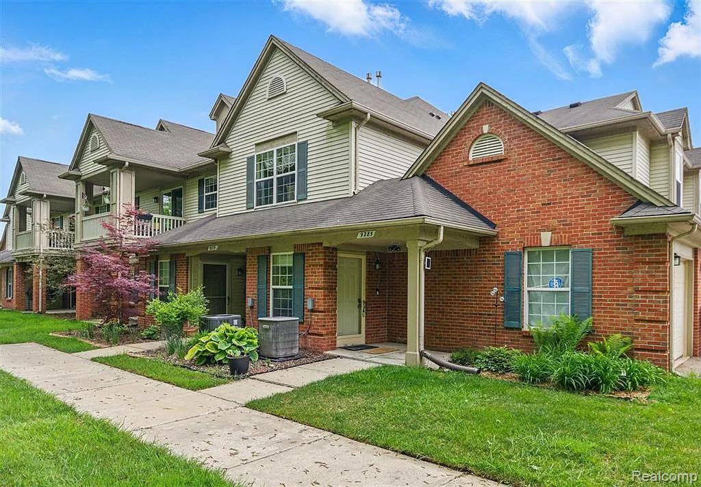 9460 Nature View Lane, Ypsilanti, MI 48197