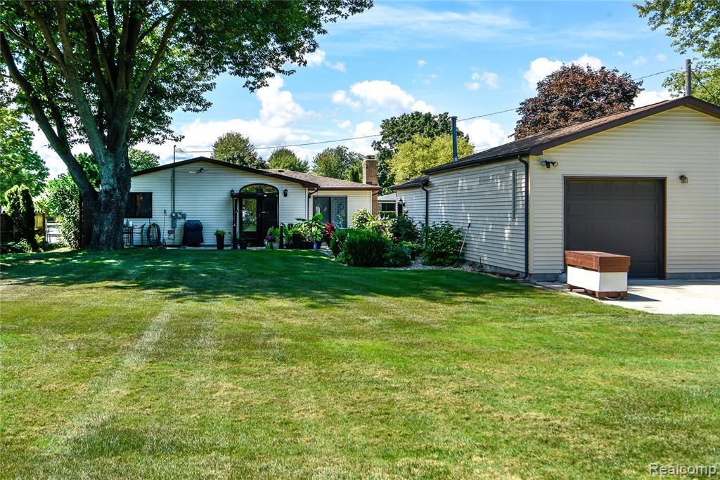 47940 Mallard Drive, Chesterfield, MI 48047 — Photo 83