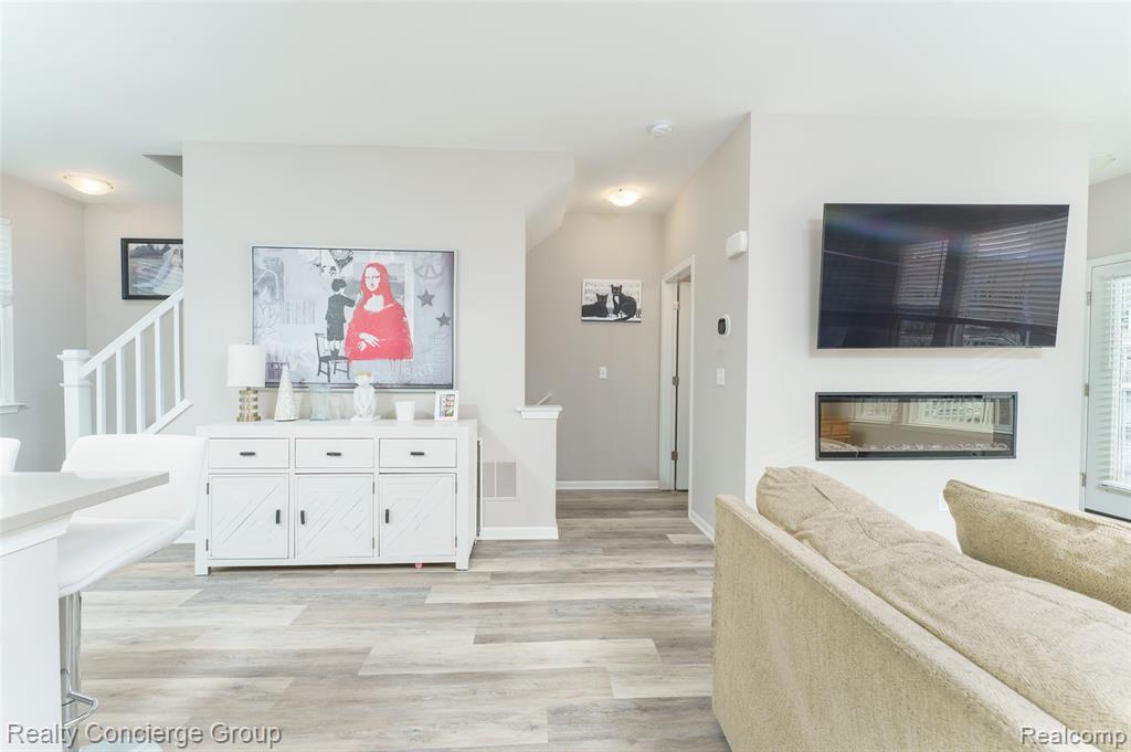 645 Jenny Way, Brighton, MI 48116 — Photo 9