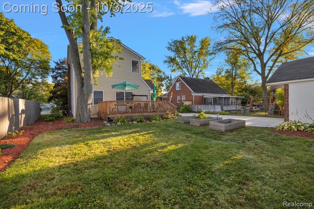 13154 Kingston Avenue, Huntington Woods, MI — Photo 47
