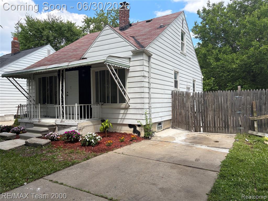 6760 Warwick Street, Detroit, MI 48228 — Photo 4