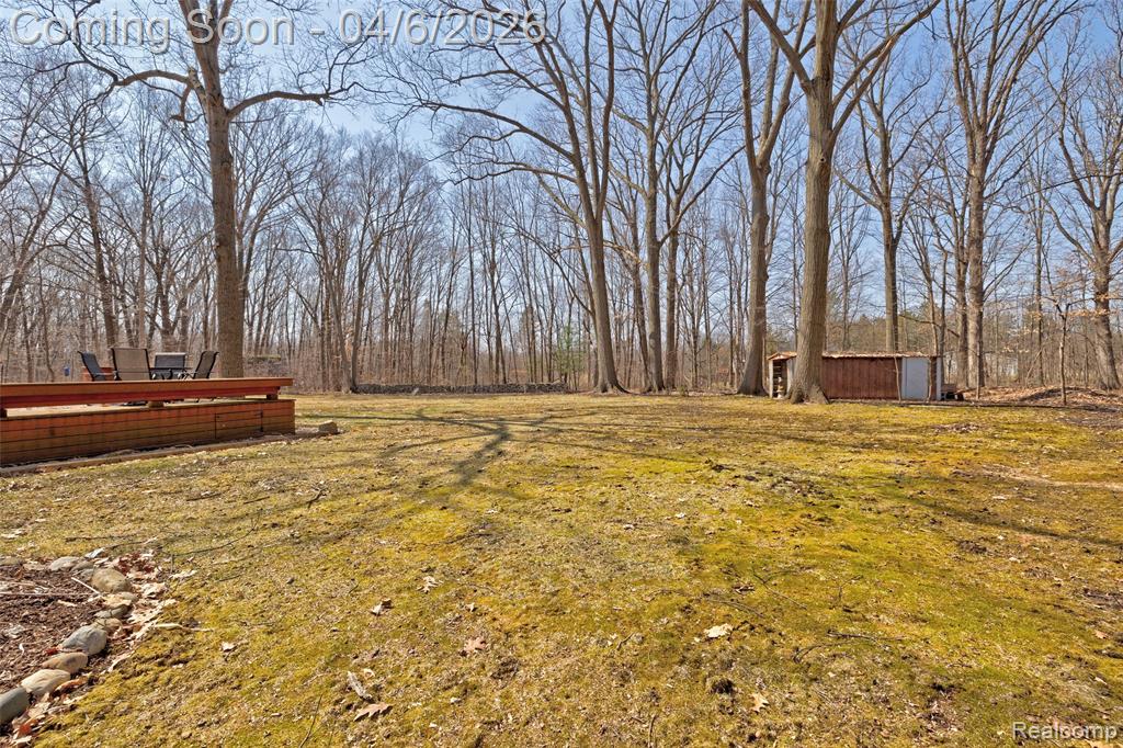 6332 Laura Lane, Flint, MI 48507 — Photo 47