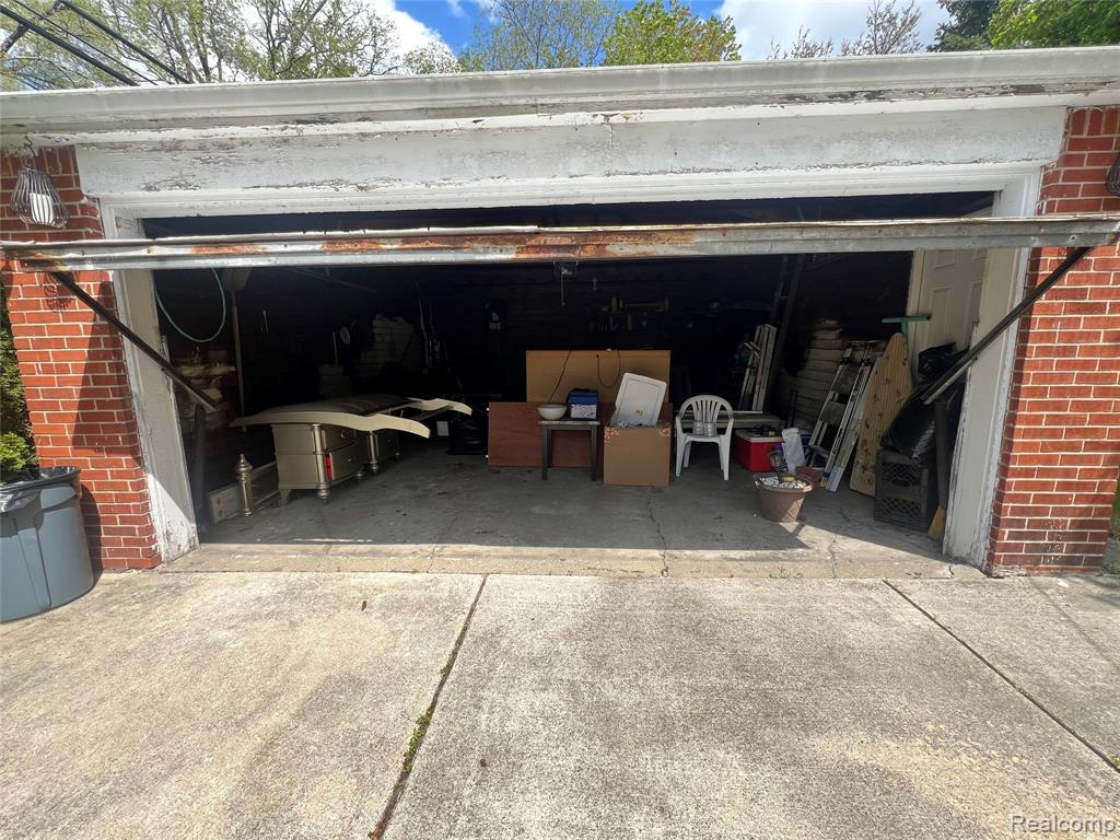 9414 Appoline Street, Detroit, MI 48228 — Photo 7