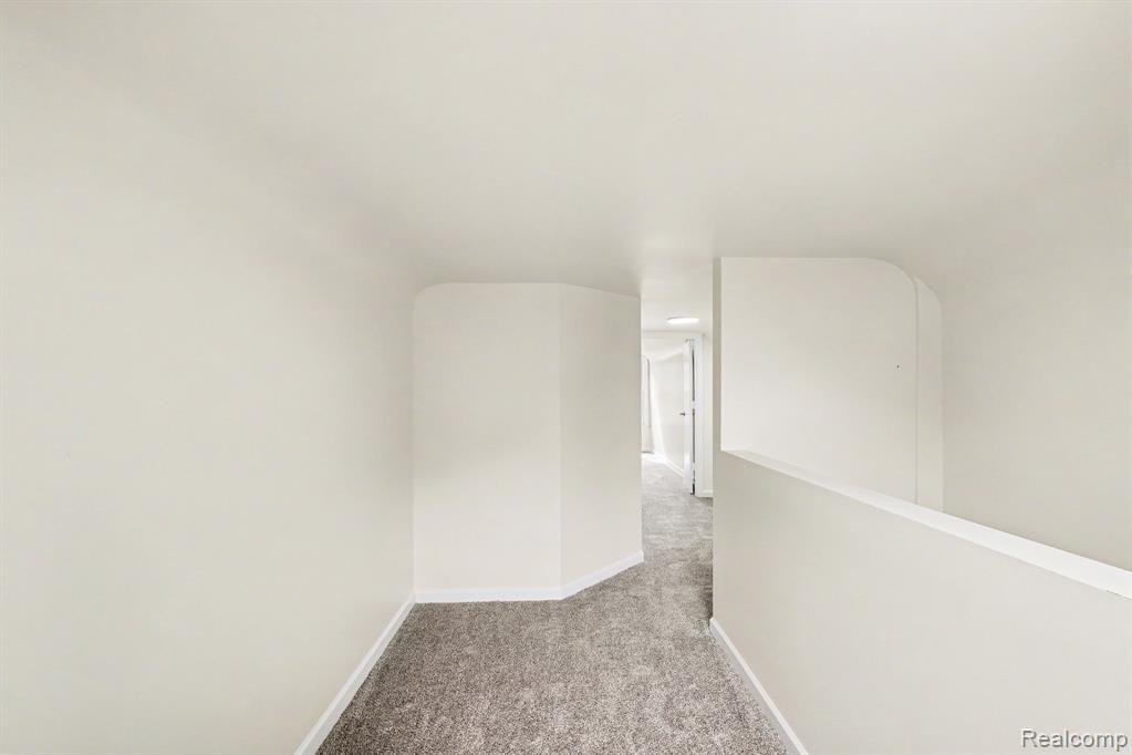 1093 W Maple Avenue, Burton, MI 48507 — Photo 10
