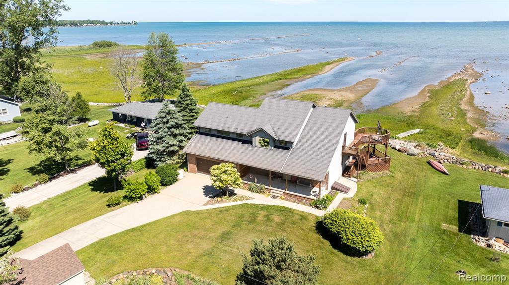 6455 LAKEVIEW Drive, MI — Photo 3