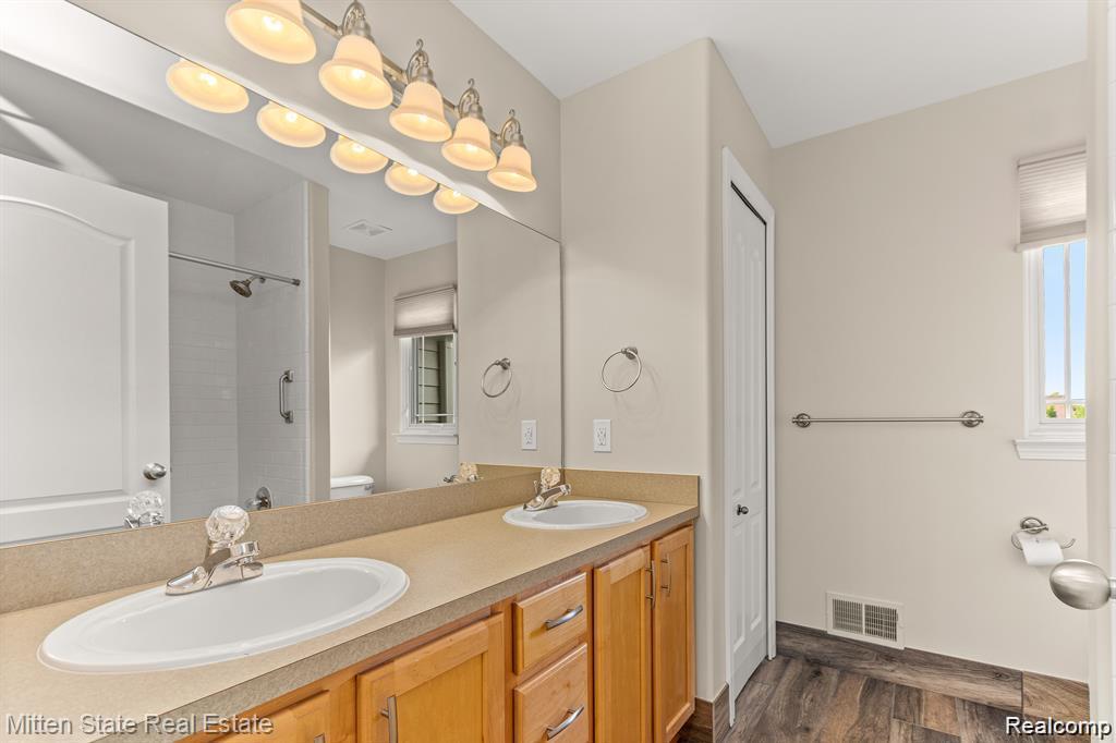 21254 Clayton Drive, Macomb, MI 48044 — Photo 22