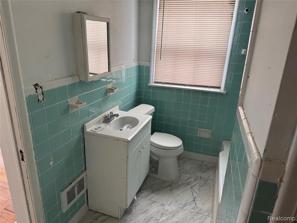 20253 Veach Street, Detroit, MI 48234 — Photo 6