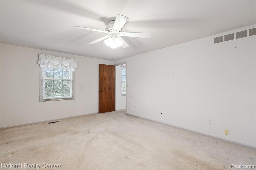 41250 Appleby Court, Northville, MI 48168 — Photo 28
