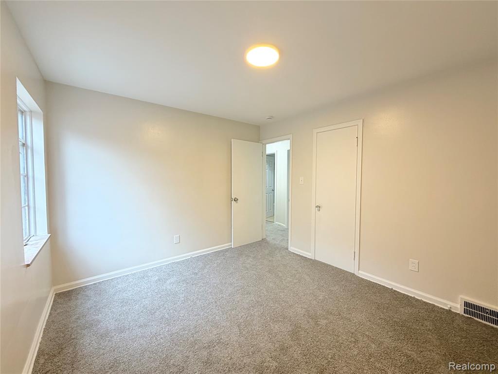 9832 Balfour Road, Detroit, MI 48224 — Photo 10