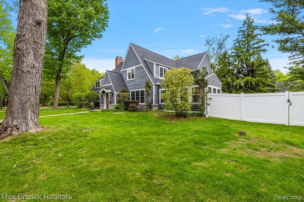 972 Oxford Street, Birmingham, MI 48009 — Photo 5