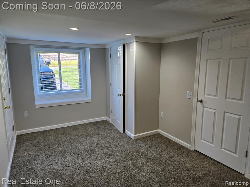 661 Harry Paul Drive, Lake Orion, MI 48362 — Photo 16