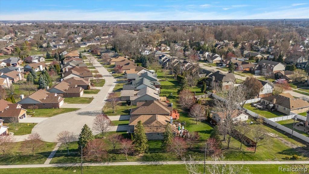 41646 WESTBURY Lane, Clinton Twp, MI 48038 — Photo 30