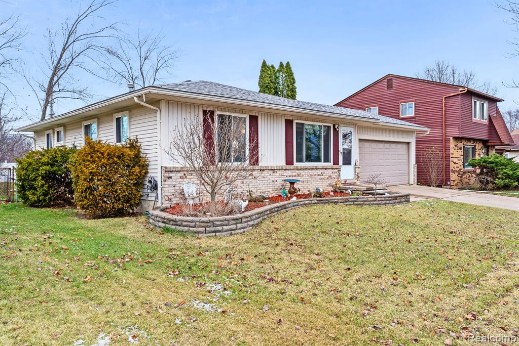 9101 ARLINGTON Drive, Ypsilanti, MI 48198 — Photo 4