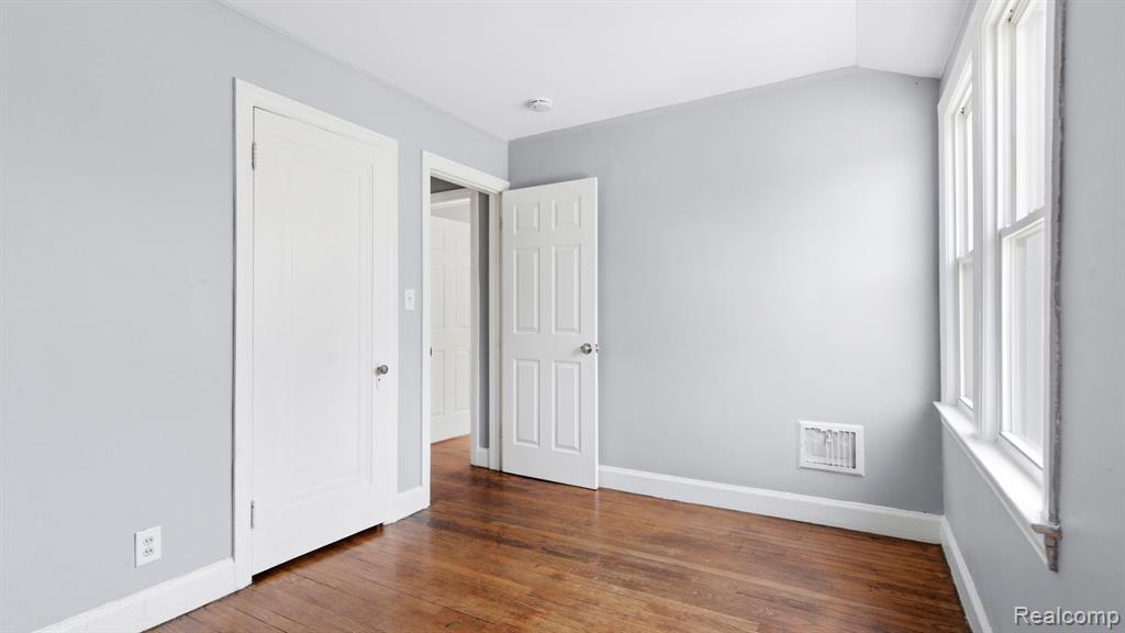 2858 Fort Park Boulevard, Lincoln Park, MI 48146 — Photo 32