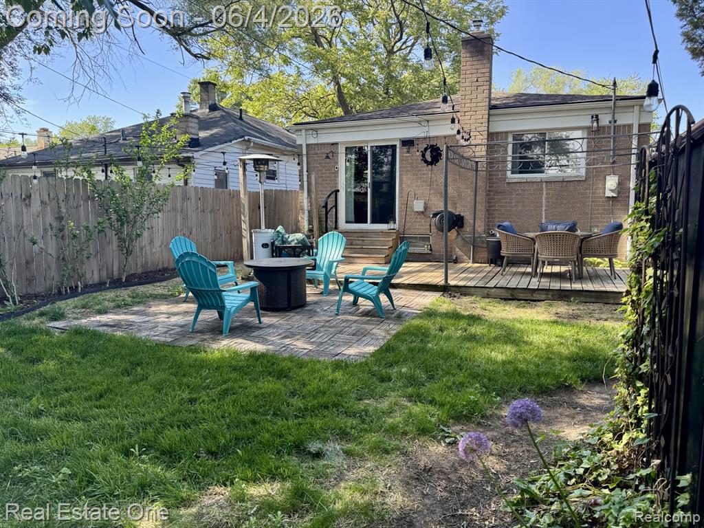 311 W Brockton Avenue, Madison Heights, MI 48071 — Photo 7