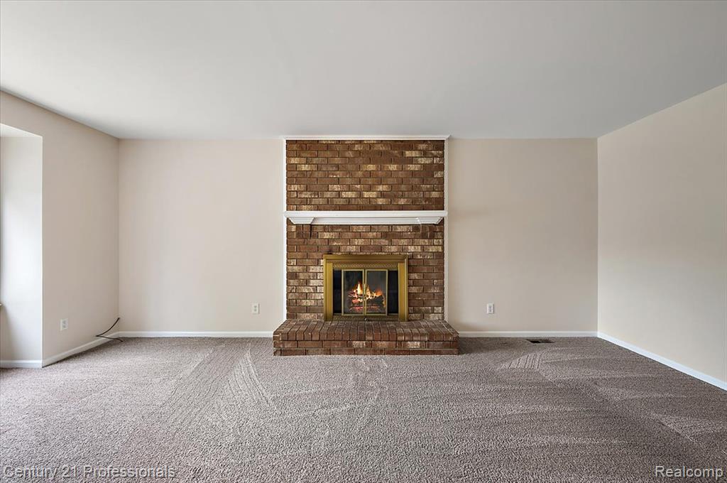 43587 Petrucci Drive, Clinton Twp, MI 48038 — Photo 18