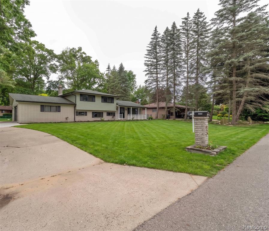 6742 Canterbury Court - Photo 3