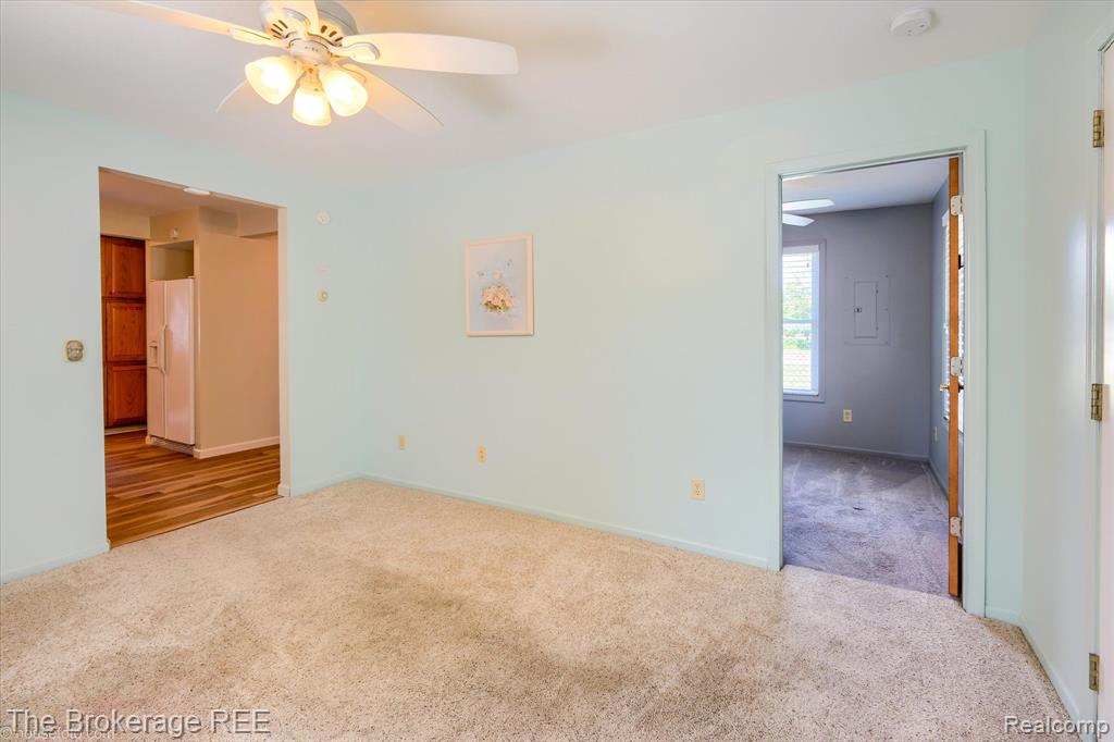1314 Carman Street, Burton, MI 48529 — Photo 11