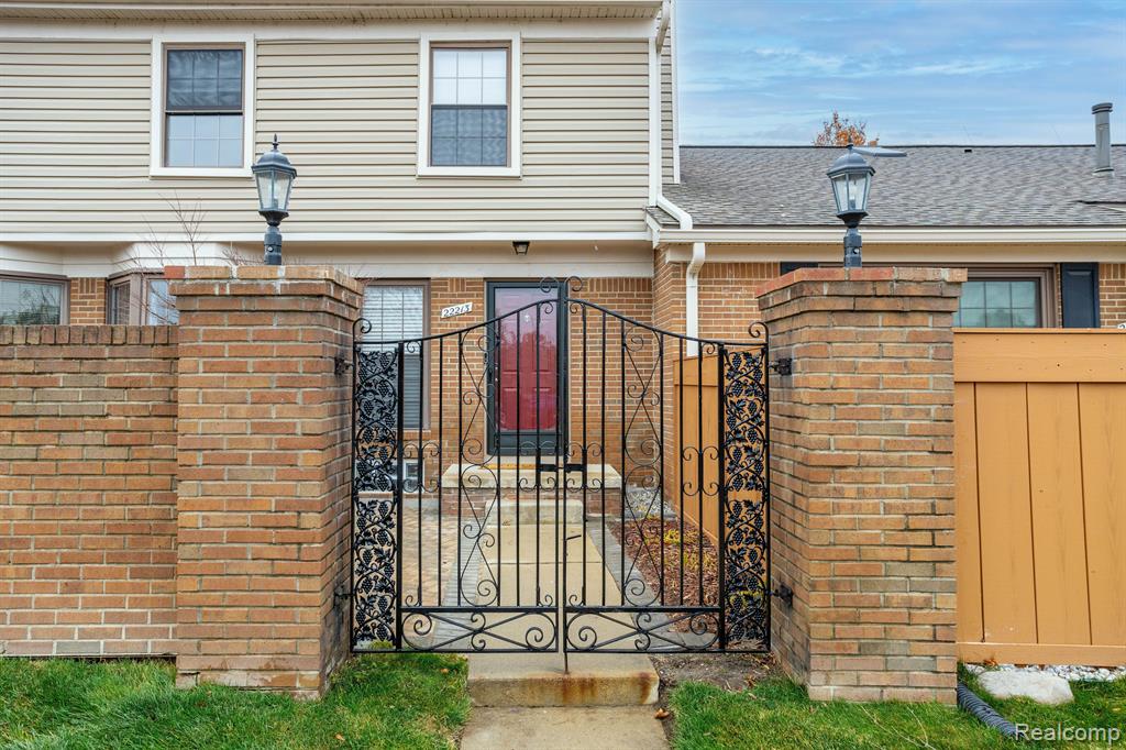 22213 PONDVIEW, 26, Novi, MI — front exterior