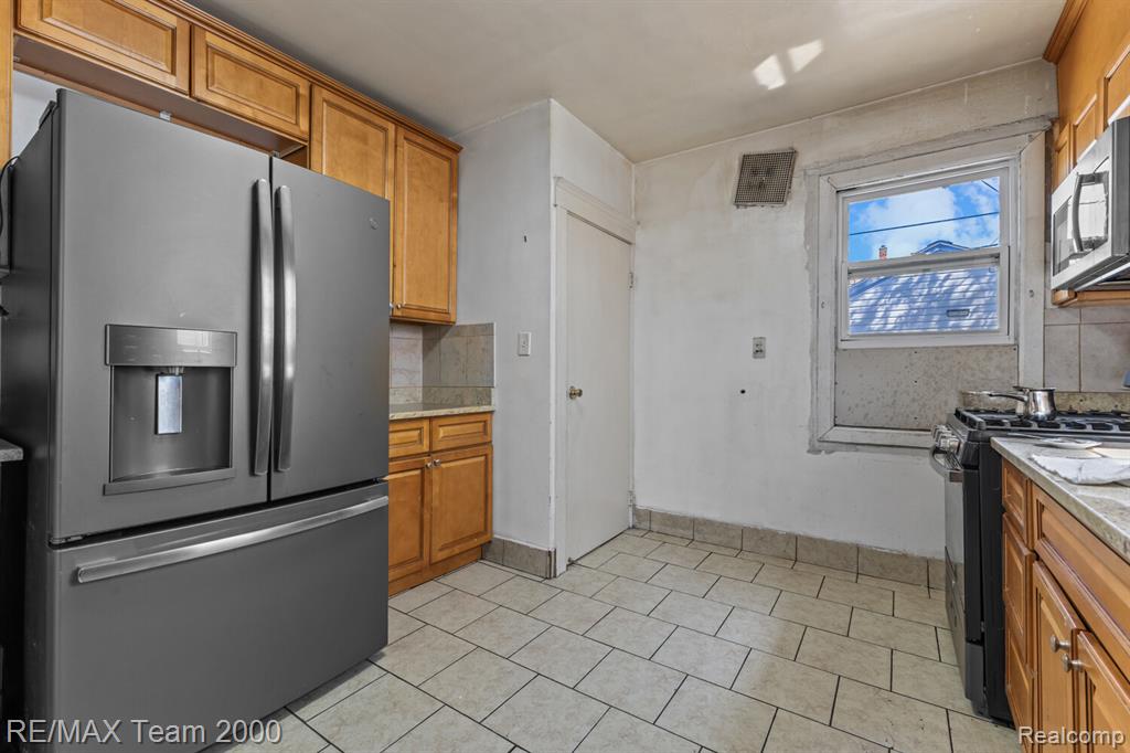 5280 Williamson Street, Dearborn, MI 48126 — Photo 11