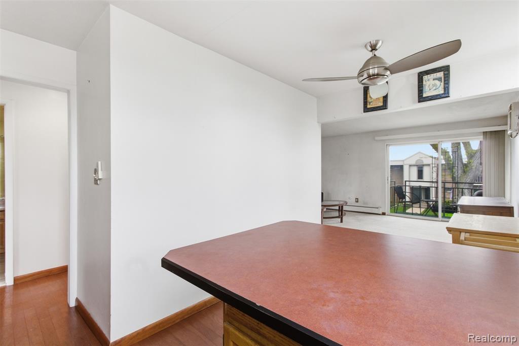 1671 Cass Lake Road, C, Keego Harbor, MI 48320 — Photo 10
