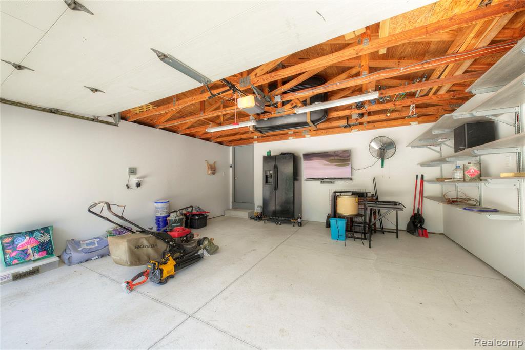 5646 New Meadow Drive, Ypsilanti, MI 48197 — Photo 47