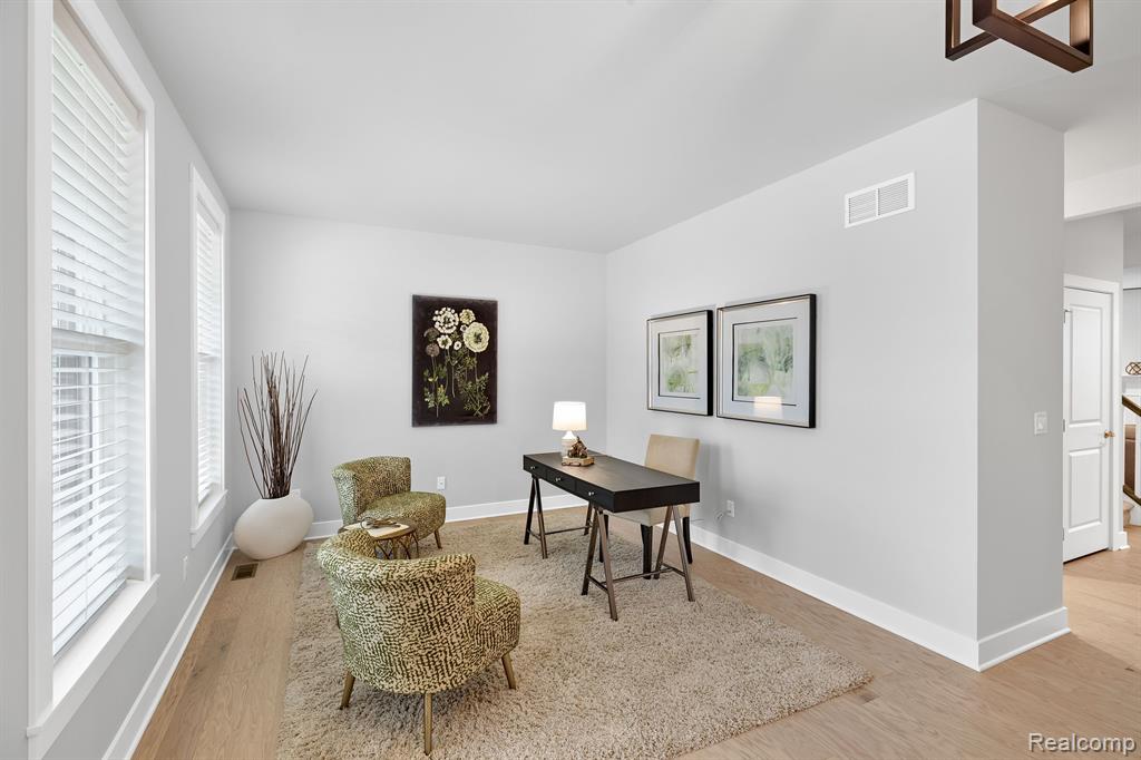 5560 HOBART, West Bloomfield, MI — Photo 7