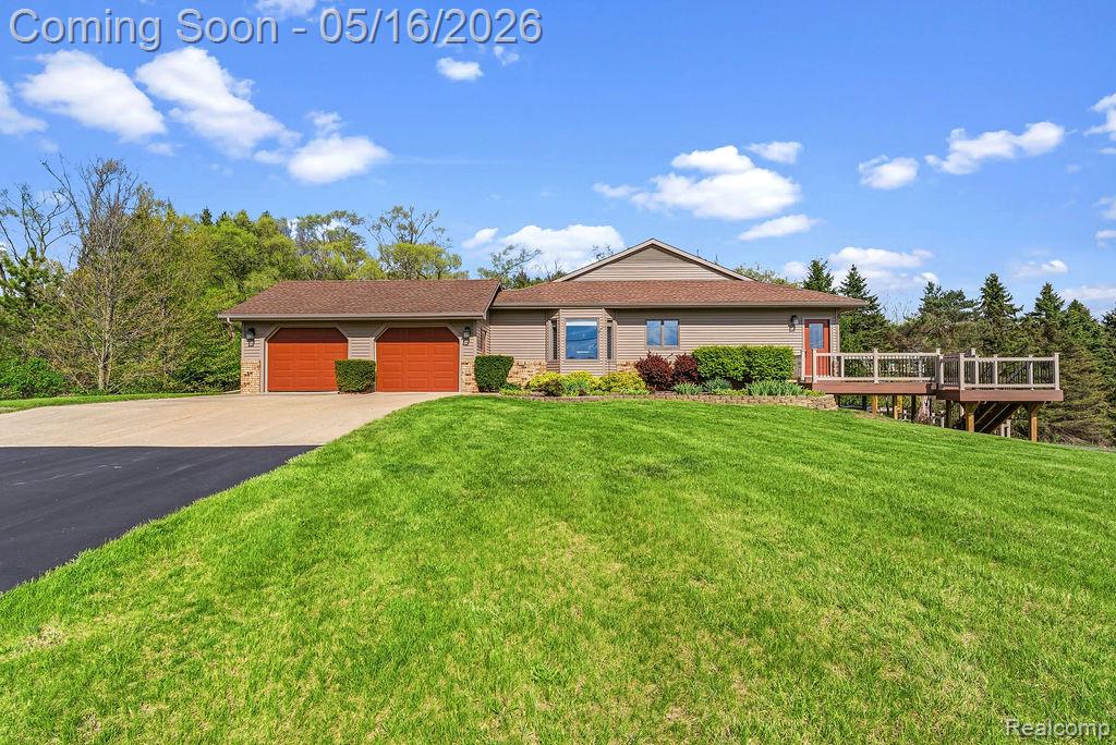 8742 Hyne Road, Brighton, MI 48114 — Photo 2