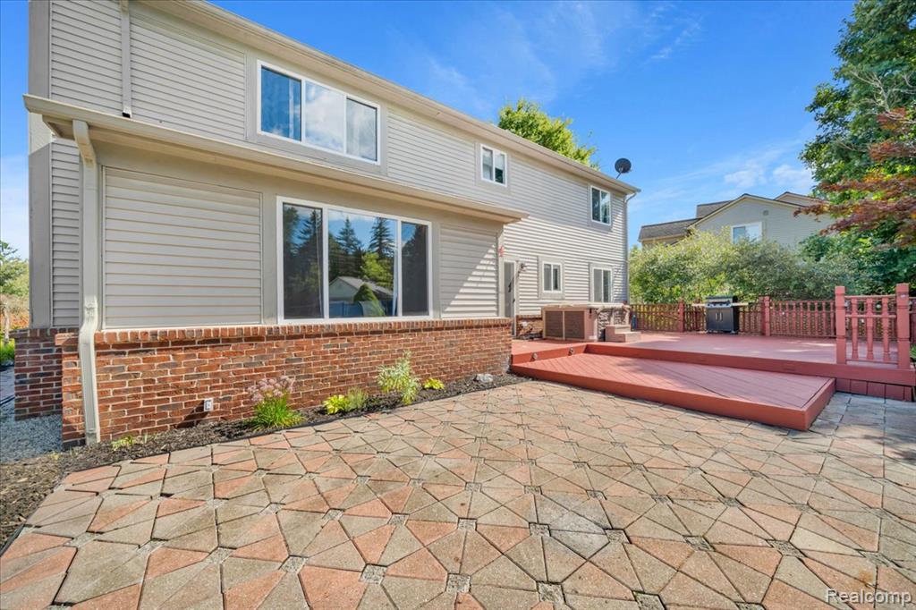 5365 Seminole Court, Commerce Twp, MI 48382 — Photo 46