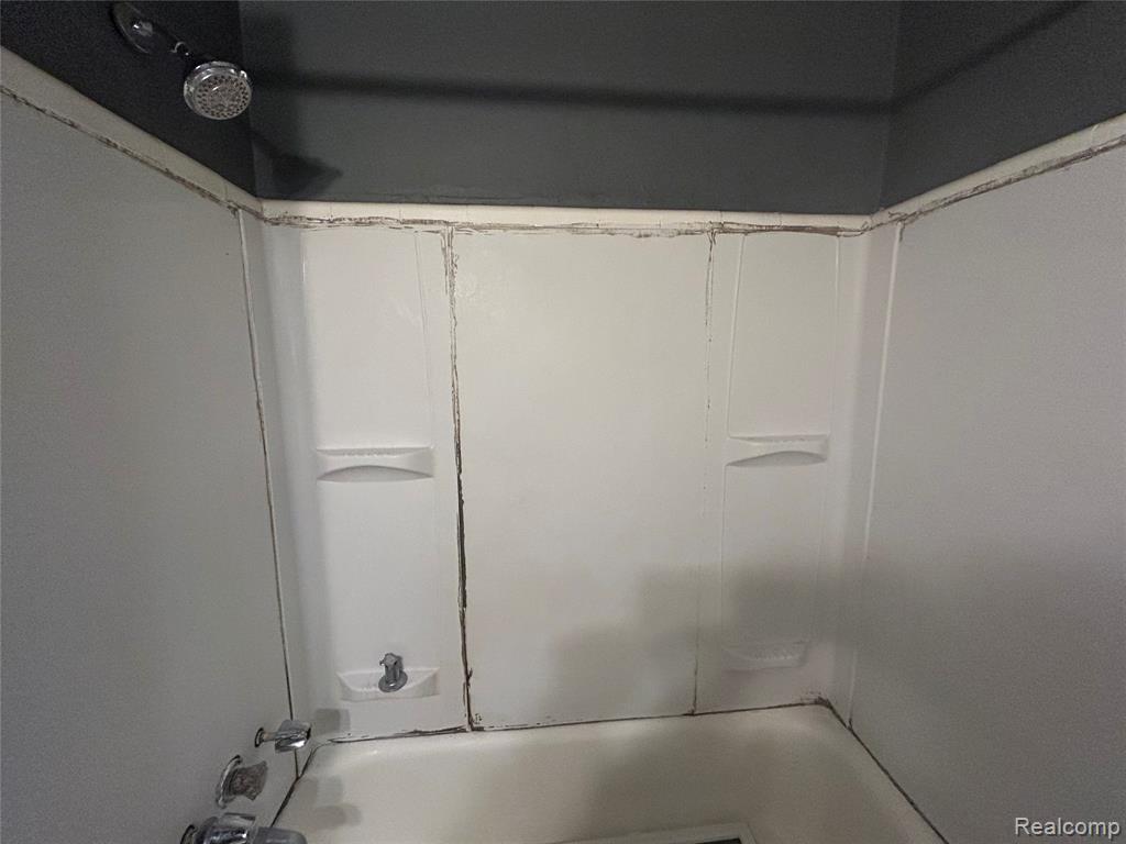 6378 Brace Street, Detroit, MI 48228 — Photo 21