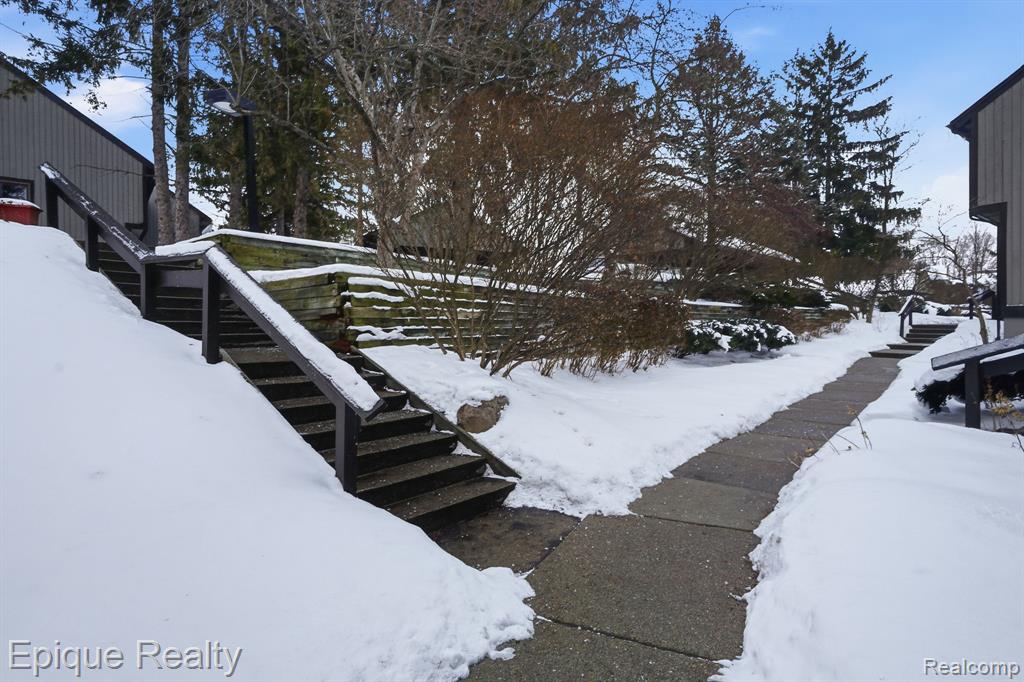 521 Carberry Hill, Brighton, MI 48116 — Photo 20