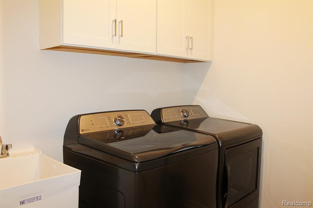 3761 Park Creek Lane, Canton, MI, 48188