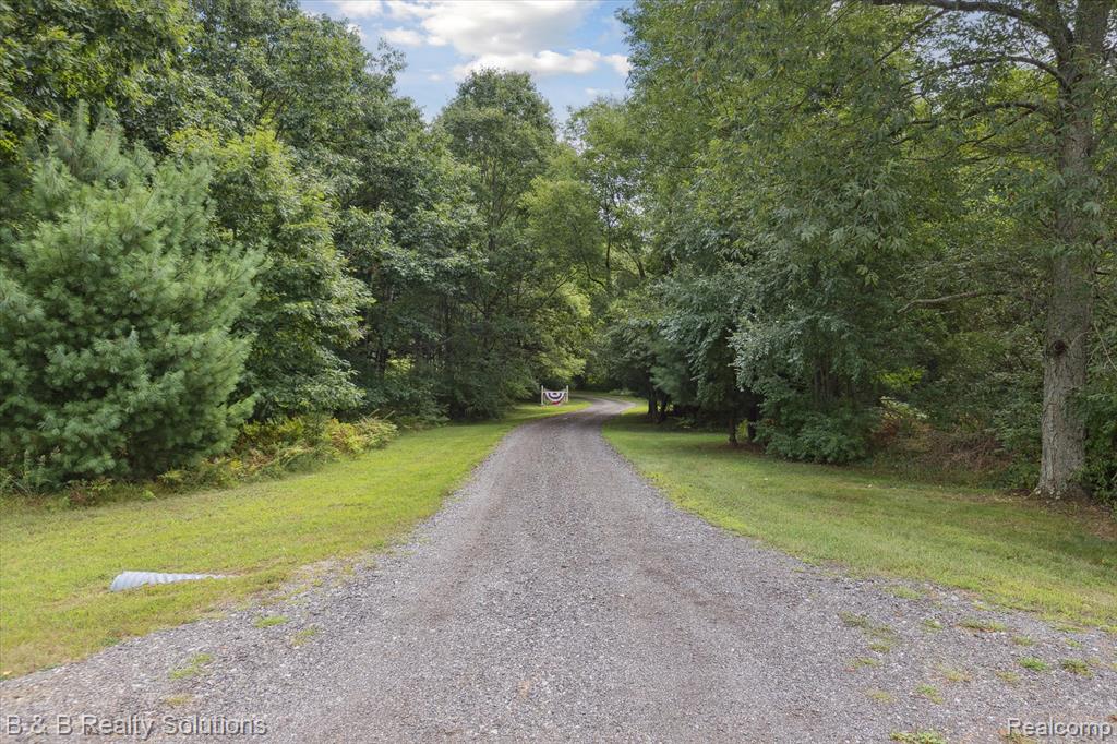 5782 Deer Meadow Trail, North Branch, MI 48461 — Photo 66