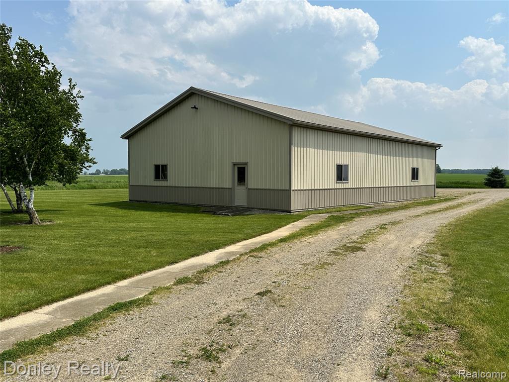 250 N Decker Road, Clifford, MI 48727 — Photo 34