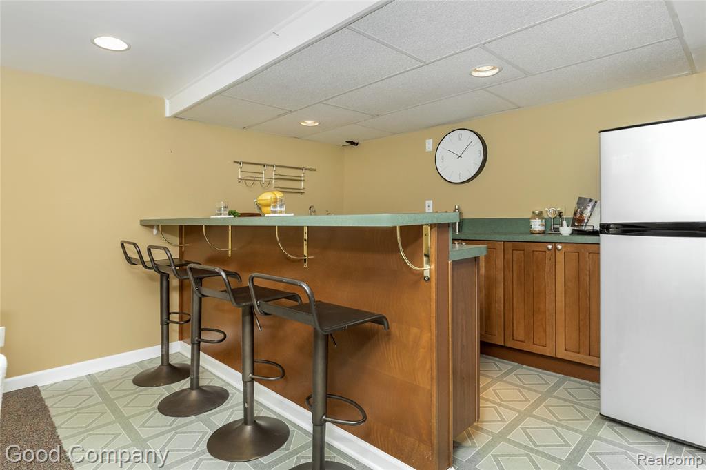 802 Orchard View Drive, Royal Oak, MI 48073 — Photo 34