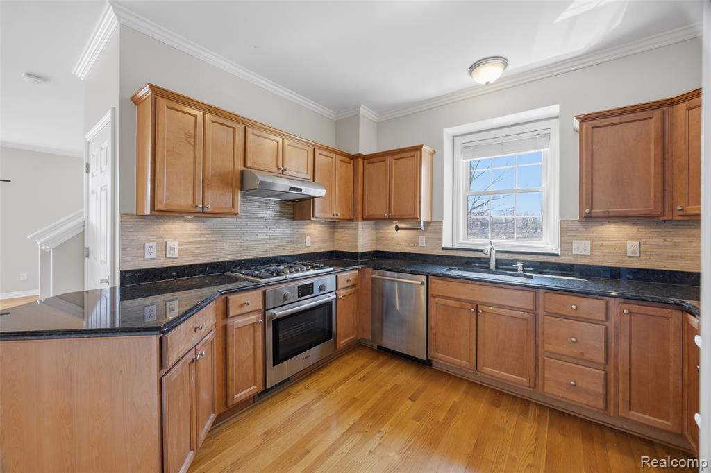 1524 Peninsula Court, Canton, MI 48187 — Photo 19