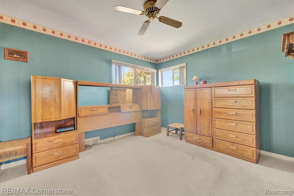 500 N LEONA Avenue, Garden City, MI — Photo 13