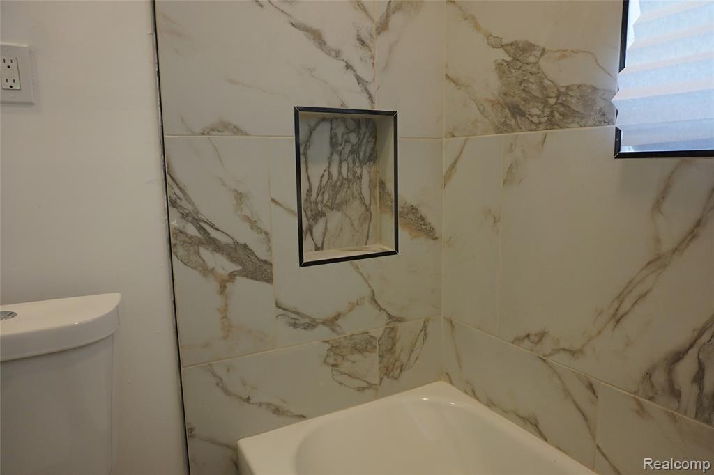 18827 Keystone Street, Detroit, MI 48234 — Photo 16