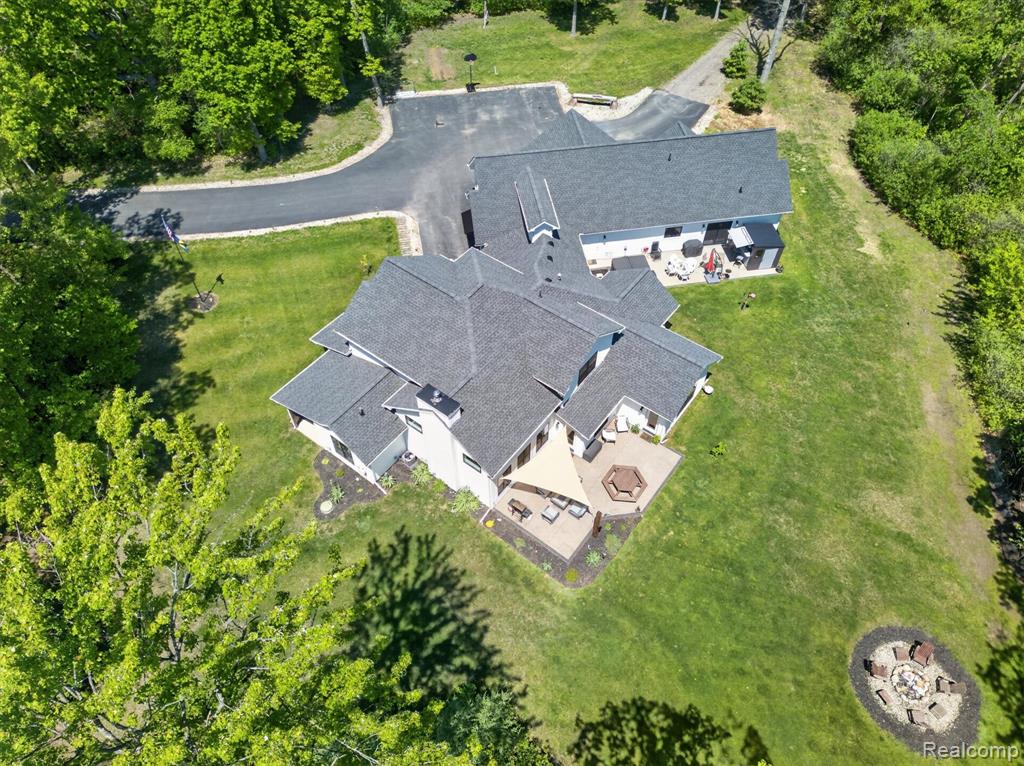 3483 Windwheel Point Drive, Pinckney, MI 48169 — Photo 76