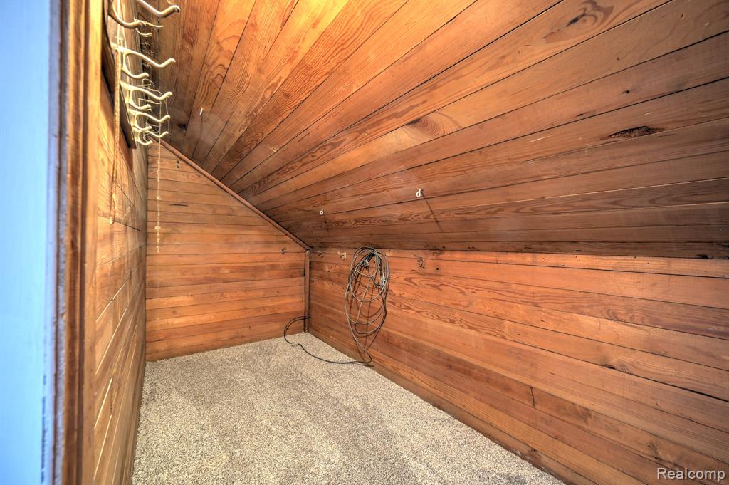 602 S BROAD Street, Holly, MI 48442 — Photo 43