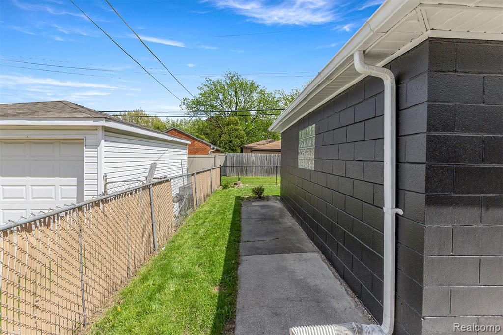 2515 21st Street, Wyandotte, MI 48192 — Photo 45