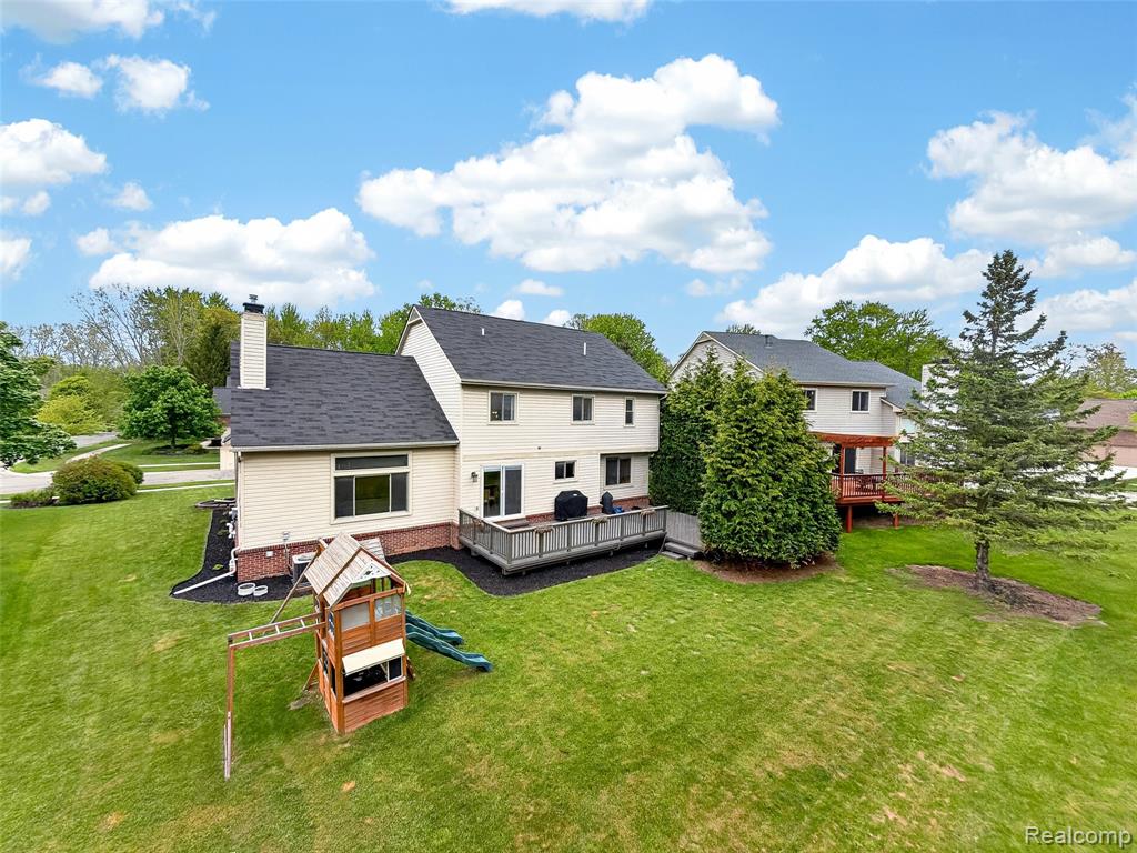 1427 Trailside Boulevard, Wixom, MI 48393 — Photo 38